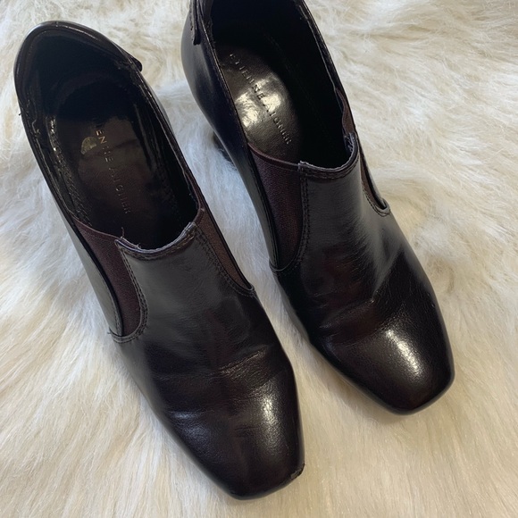 Etienne Aigner “Rando” Shoes - Picture 2 of 8